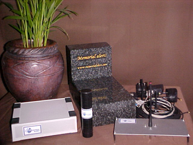 Rastrador GPS para lápidas - Memorialalert.com Kit GPS lapidas - Memorialalert.com